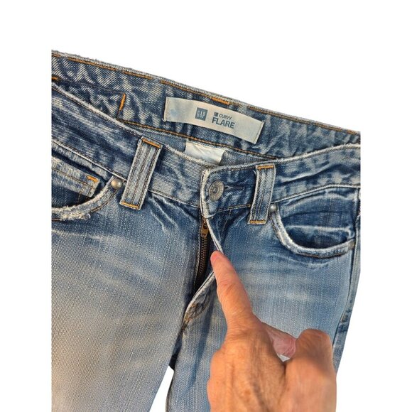 Gap Curvy Boot Cut Jean Y2K Women Sz 1R / Jr 24 x32 Low Rise Distress Light Wash - Picture 2 of 10